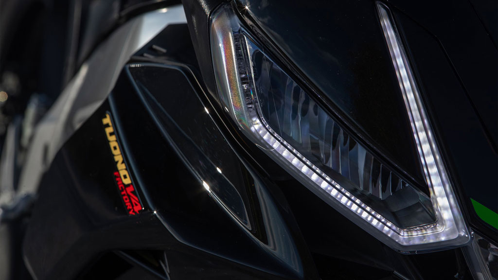 TUONOV4�@�t�@�N�g���[ TUONOV4�@�t�@�N�g���[