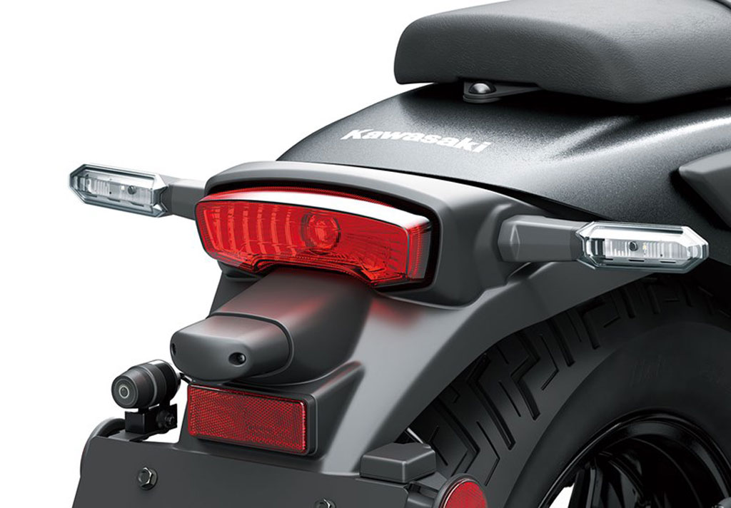 �J���T�L�@�G���~�l�[�^�[400/SE