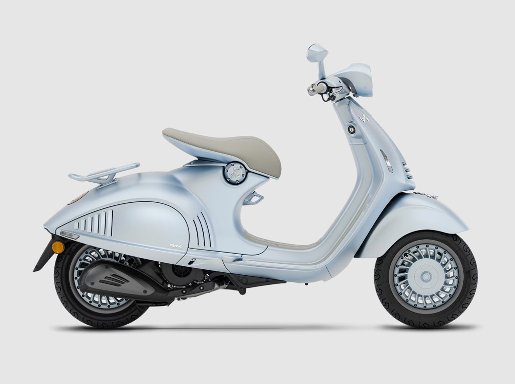 Vespa946 SNAKE