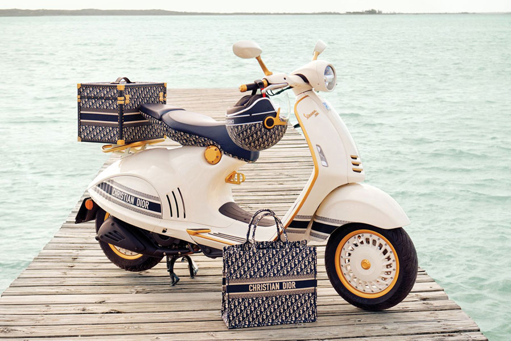 Vespa946 Christian Dior