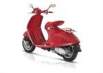 Vespa 946 RED
