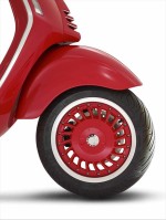 Vespa 946 RED