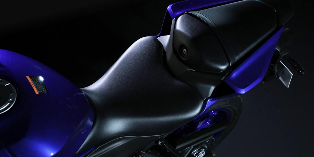 YZF R-25�@YZF�@R-3